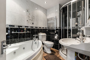 Photo 10- click for photo gallery